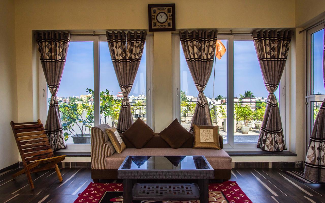 The Rooftop Cabana, A Homestay 부바네스 외부 사진